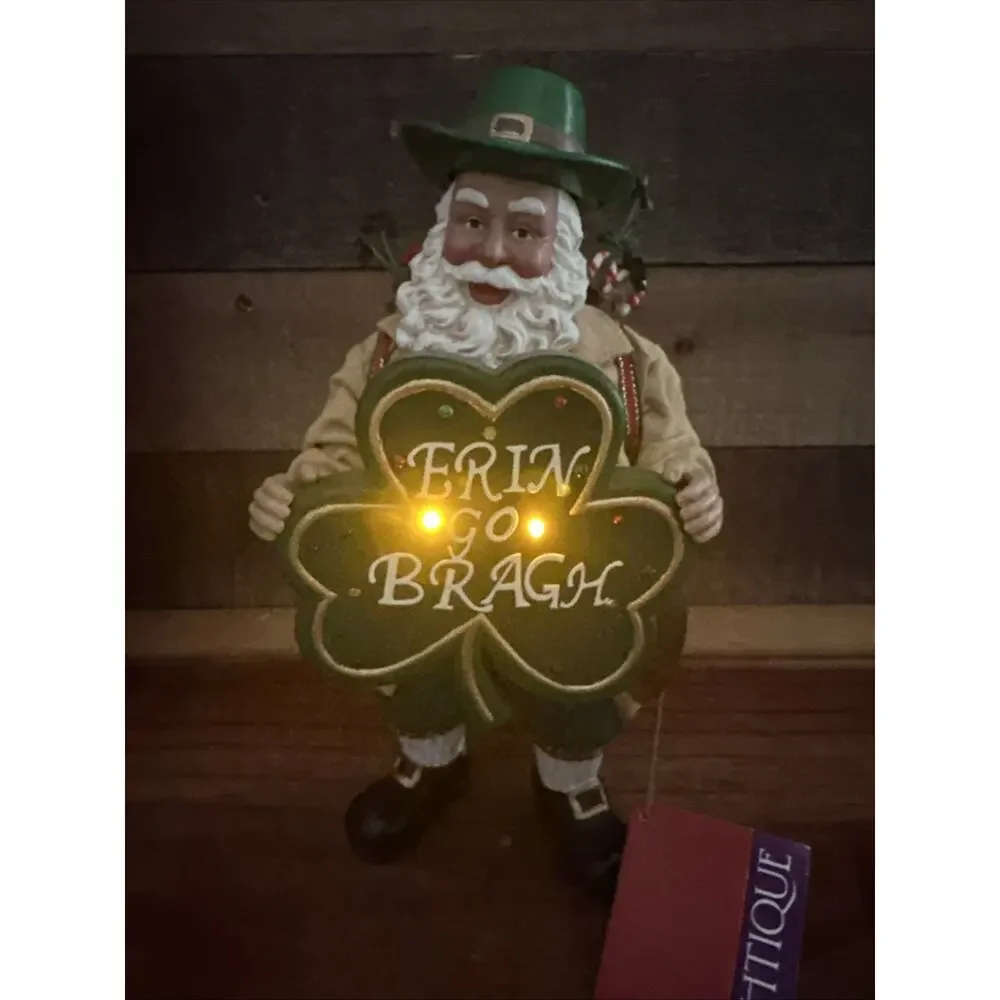 Possible Dreams Clothtique Irish Santa Smiling Eyes 2002 Musical & Lights - Box